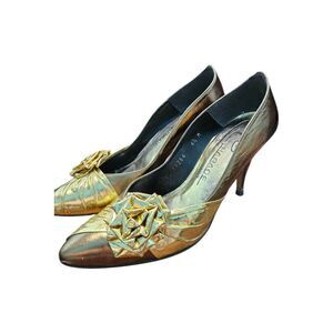 Charade Vintage 70's Gold Herls Womens size 6.5